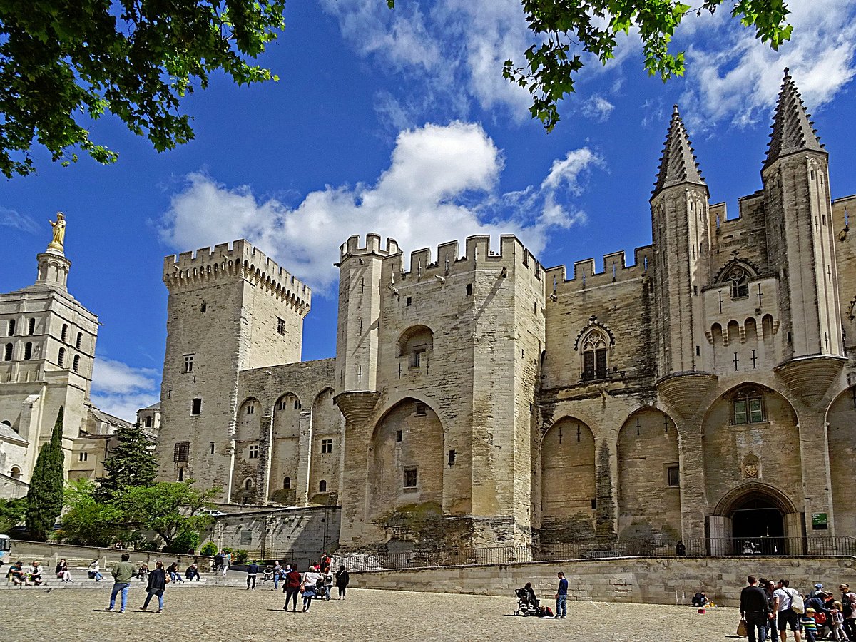 Miata Pyrenees, Provence & French Alps travel photography - highlights from Miata Driving Tours tour